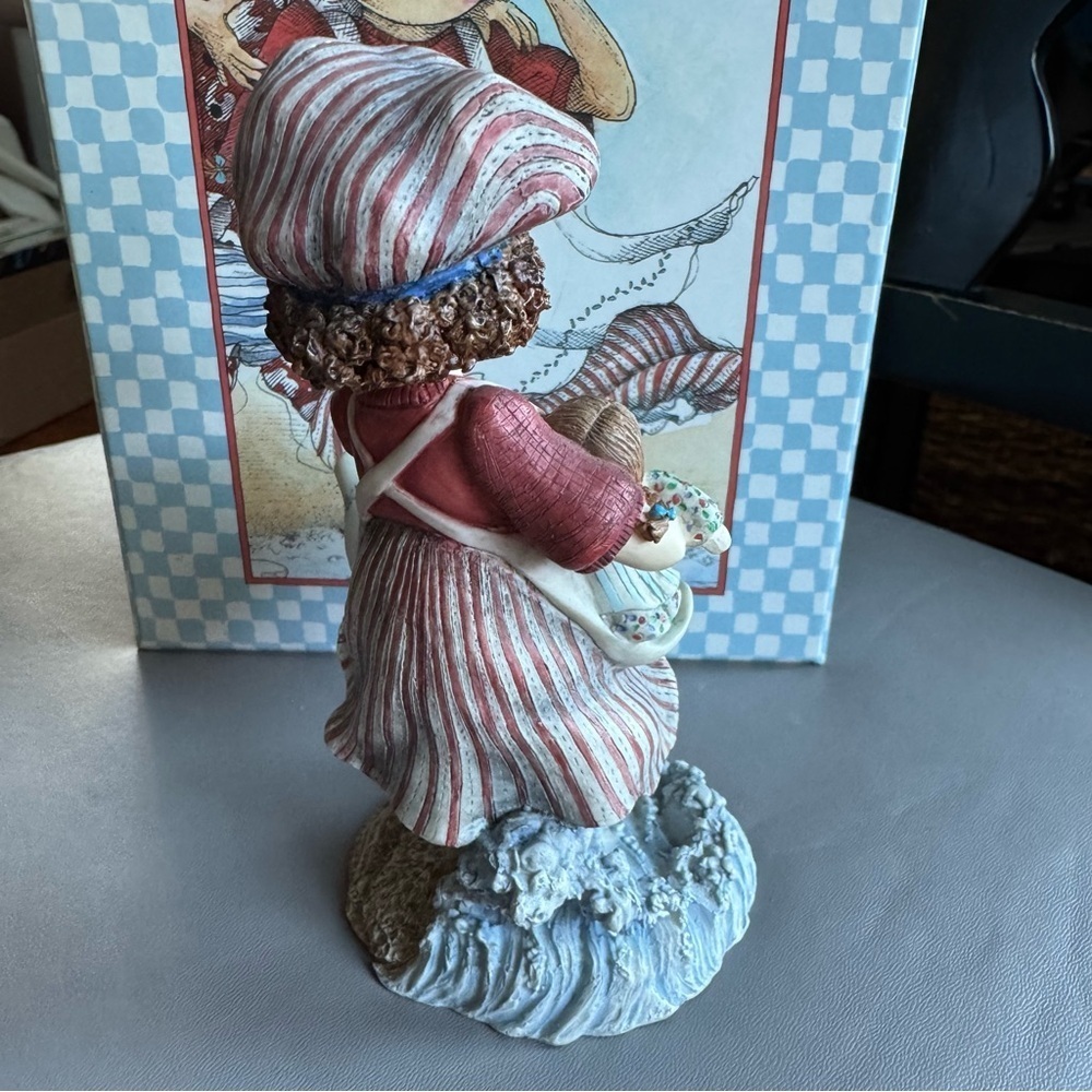 Lang & Wise “Bethany” Figurine – Special Friends First Edition 1998 - Picture 3 of 8